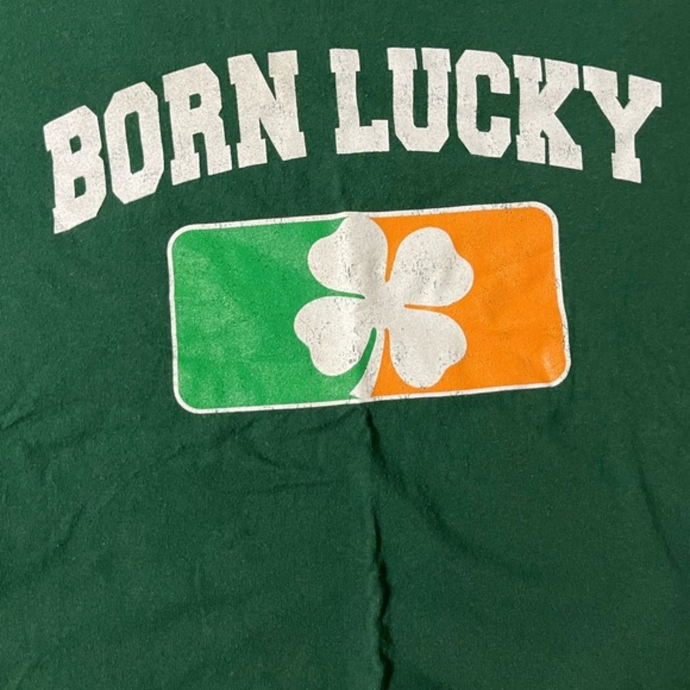 Born Lucky Men’s Graphic Tee Large
